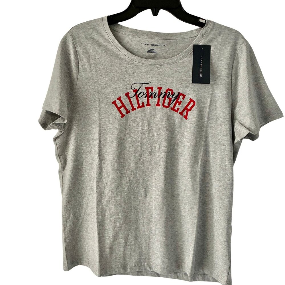 NWT Tommy Hilfiger M Fitted Gray T-shirt Top